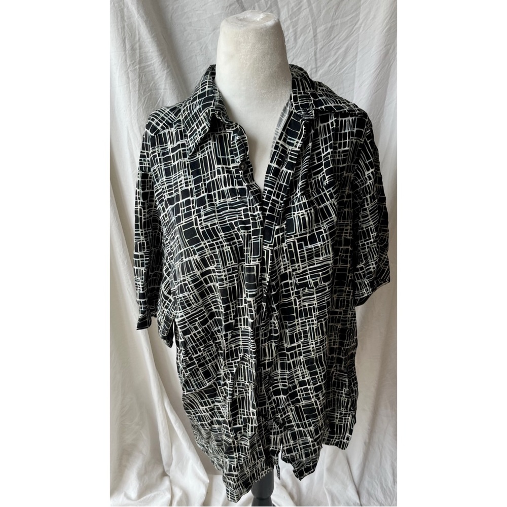 vintage black and white abstract pattern 90s style claiborne button up shirt